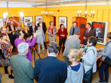 Fotoausstellung in Nordhausen Meyenburg „Kinder aus Leipzig (Ural) fotografieren ihre Heimat“