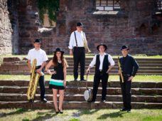 17 февраля 2018 в 18:00 Благотворительный концерт джазового квинтета Fedora Fools