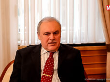 Интервью с Генеральным консулом России А. Ю. Дроновым о выборах Президента РФ в Лейпциге