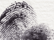 С августа 2021 года обязательно снятие двух разных отпечатков пальцев по всей Европе