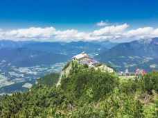 Резиденция Гитлера «Орлиное гнездо»