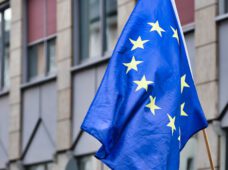 Совет Евросоюза активировал Директиву о временной защите для граждан и жителей Украины