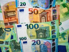 MINI und MIDI-/Jobs ab Oktober