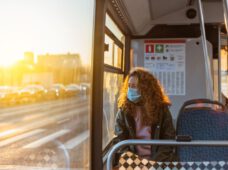 Саксония продлевает правила короны