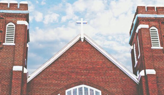 Молодiжна церква запрошує