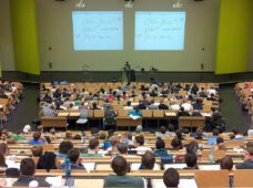 BAföG wird erhöht und ausgeweitet