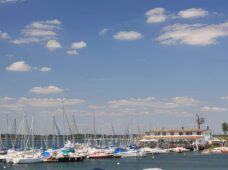 Лейпциг, начало купального сезона 2023 года: регулярный гигиенический мониторинг озёр.