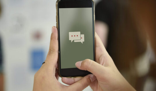 Тишина на линии: почему мы все чаще пишем, а не звоним