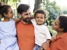 Интеркультурные семьи в Лейпциге: как растут дети между двумя культурами