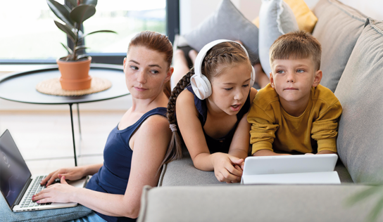 Цифровой комфорт и семейное тепло: как сохранить живое общение  в цифровом мире