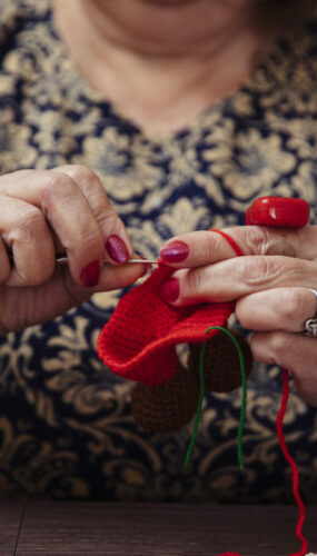 Рождественская признательность лейпцигским бабушкам, которые вяжут