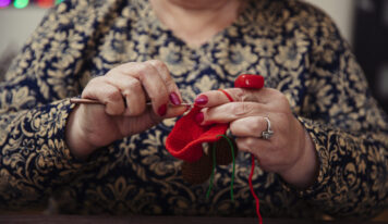 Рождественская признательность лейпцигским бабушкам, которые вяжут