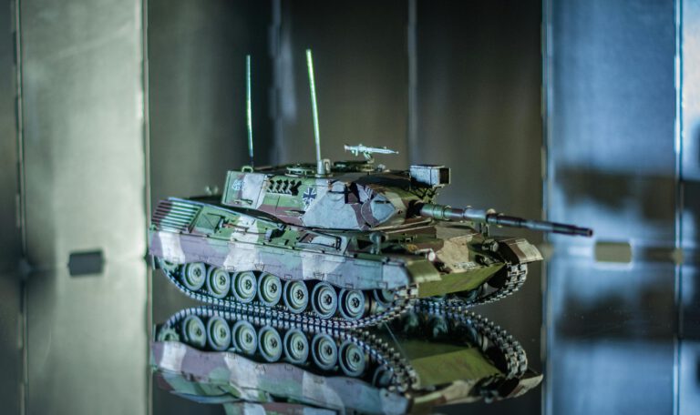 Оборонное сотрудничество Украина Германия — немецкий танк Leopard 1 и современные бронетехнологии.